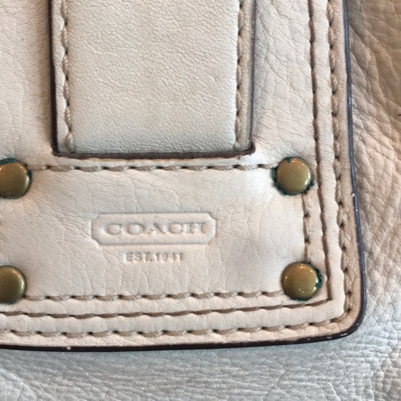 Coach Hobo Bag. White. - Picture 7 of 8